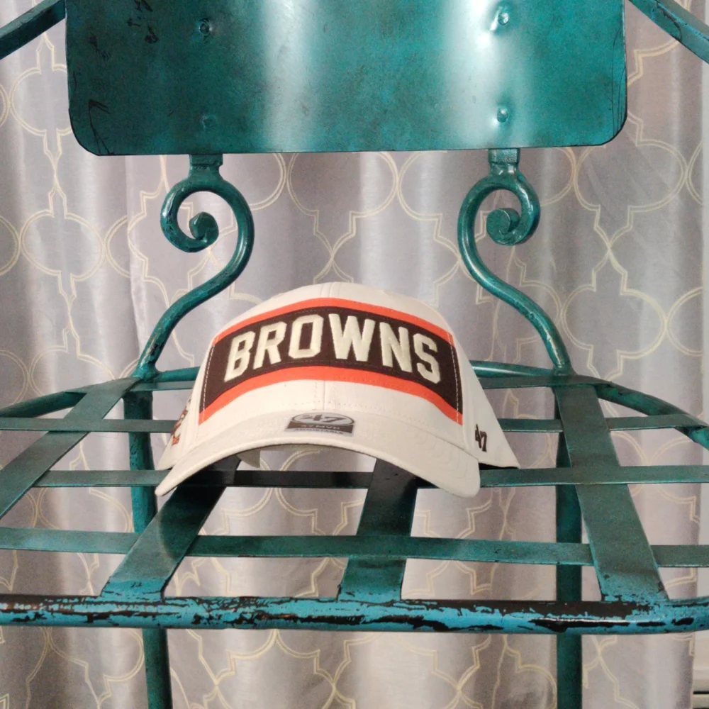 Cleveland Browns Legacy Cap. One Size Fits All, Bone Brown Orange - Picture 4 of 6